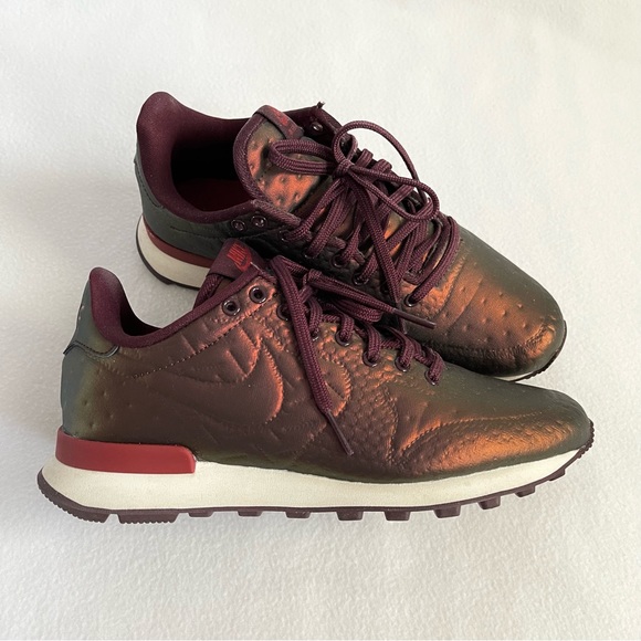 Authentic Nike Internationalist JCRD WNTR Women’s Running Shoes - Picture 4 of 12